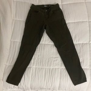 Style & Co olive colored skinny jeans